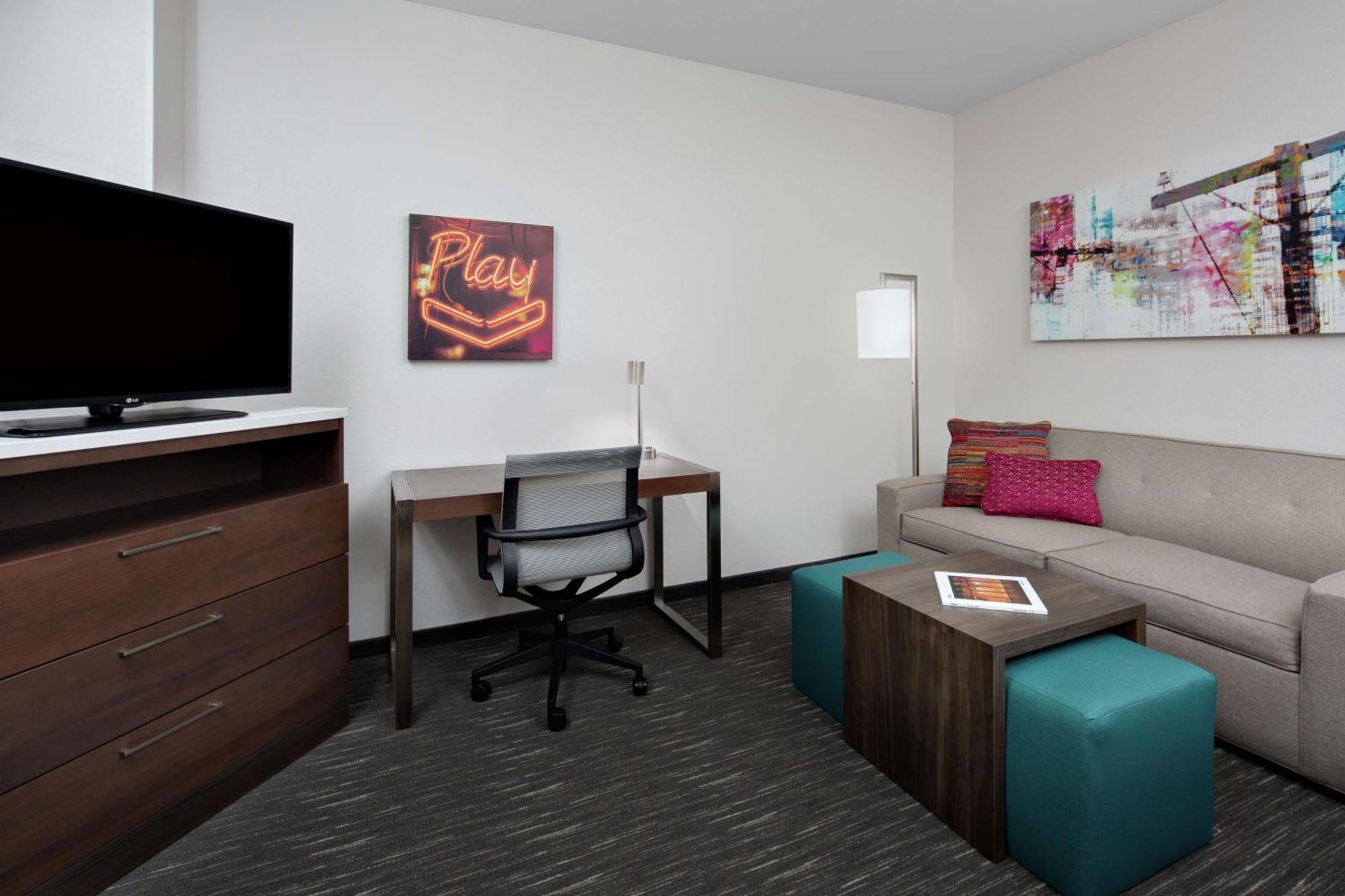 โฮมวูด สวีท บาย ฮิลตัน แนชวิลล์ ดาวน์ทาวน์ Hotel ภายนอก รูปภาพ