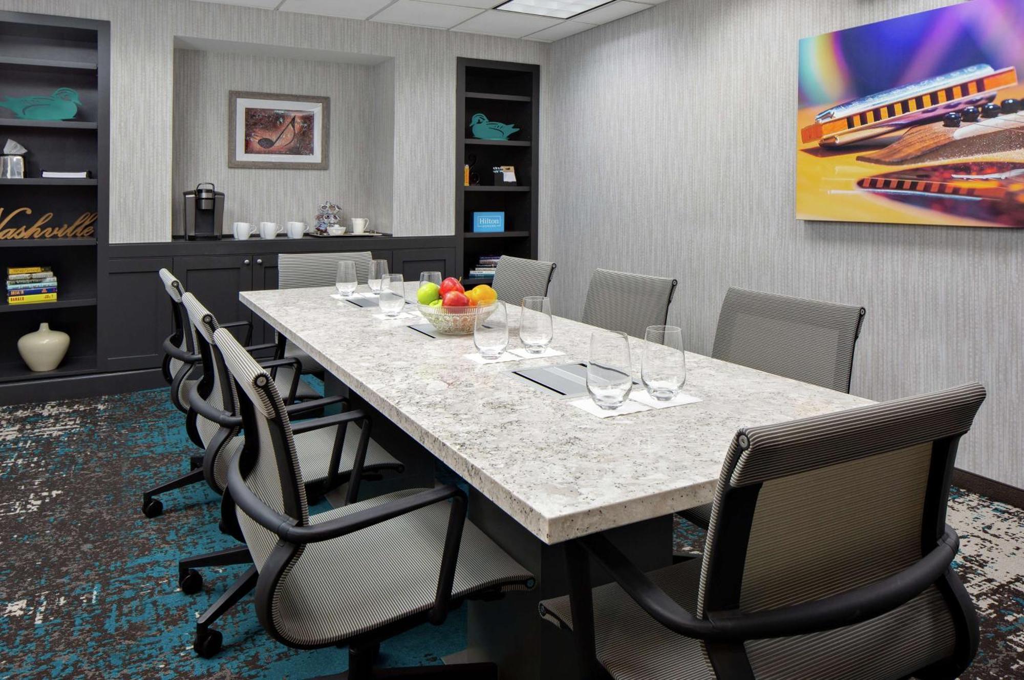 โฮมวูด สวีท บาย ฮิลตัน แนชวิลล์ ดาวน์ทาวน์ Hotel ภายนอก รูปภาพ