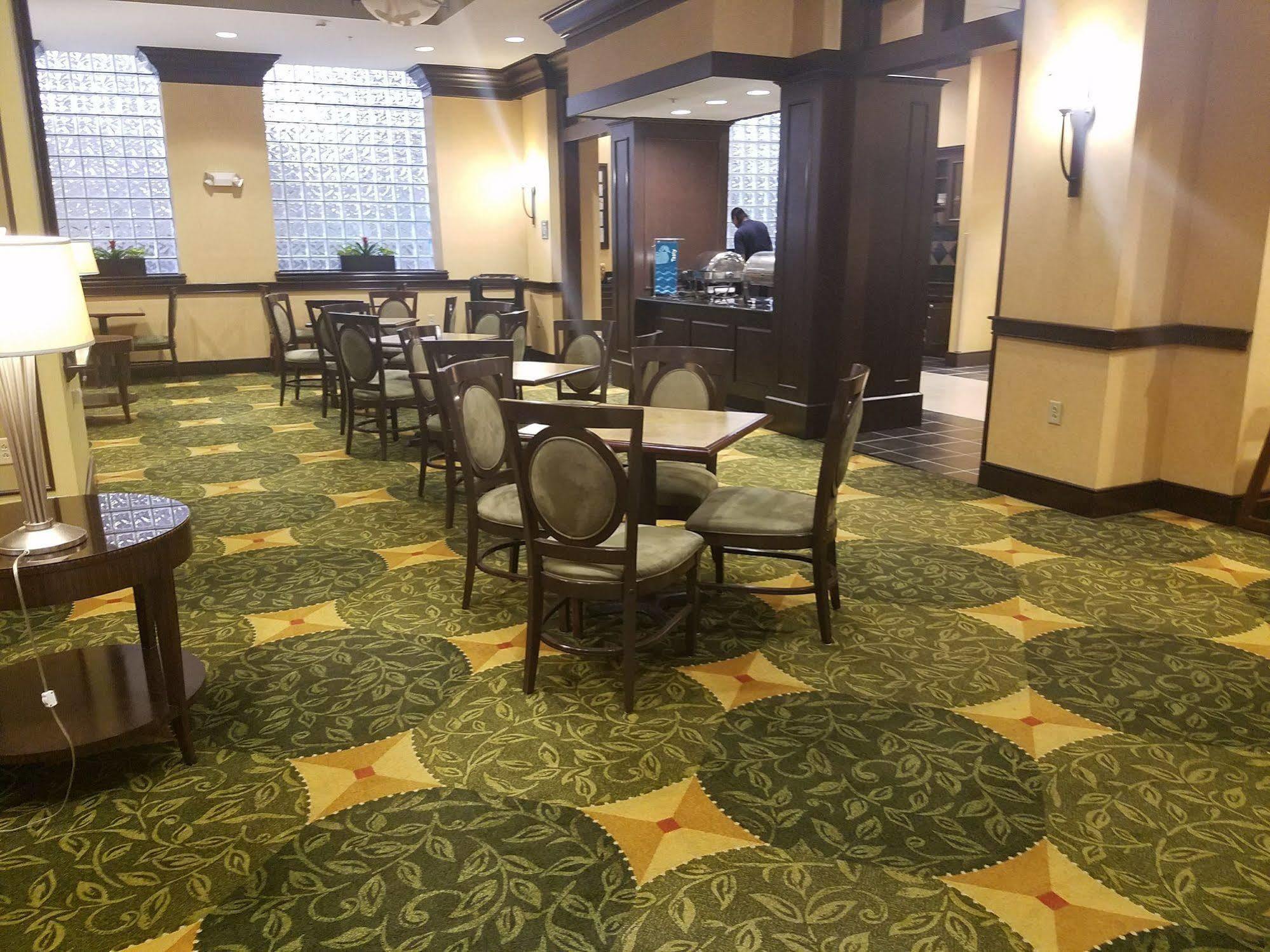 โฮมวูด สวีท บาย ฮิลตัน แนชวิลล์ ดาวน์ทาวน์ Hotel ภายนอก รูปภาพ