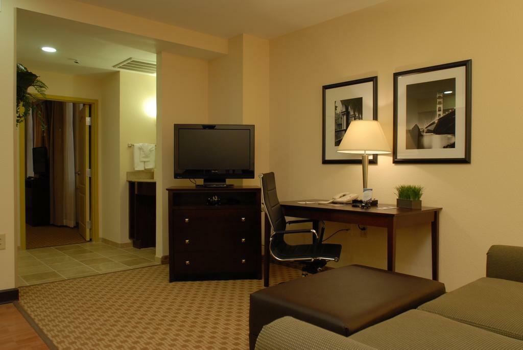โฮมวูด สวีท บาย ฮิลตัน แนชวิลล์ ดาวน์ทาวน์ Hotel ภายนอก รูปภาพ