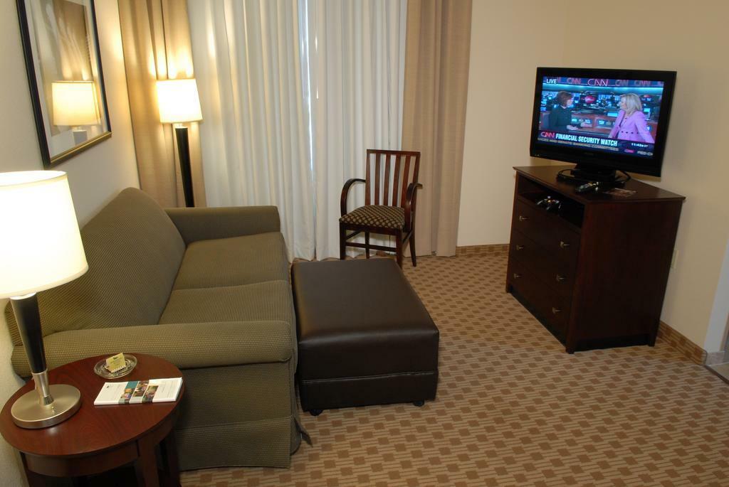 โฮมวูด สวีท บาย ฮิลตัน แนชวิลล์ ดาวน์ทาวน์ Hotel ภายนอก รูปภาพ